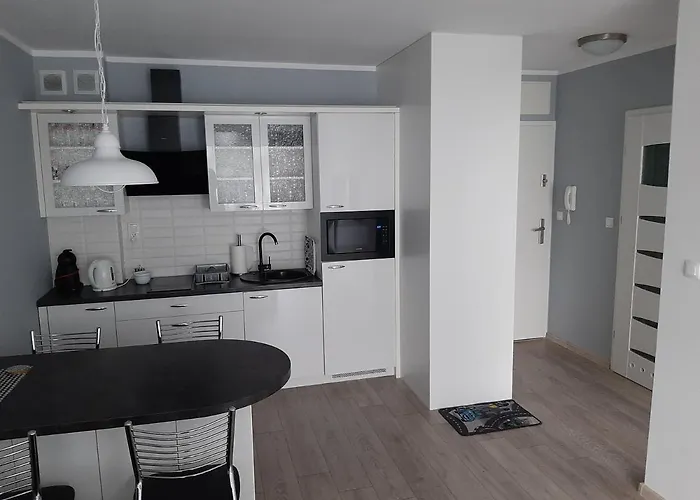 Caloroczny Blizej Morza * Kolobrzeg